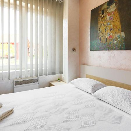 Apartments Nana Galambóc Kültér fotó
